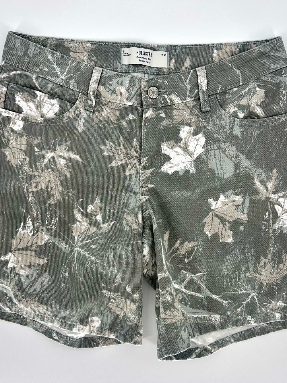 Hollister Camo Baggy Jorts Low Rise Mossy Oak Style Denim Shorts W30 Y2K